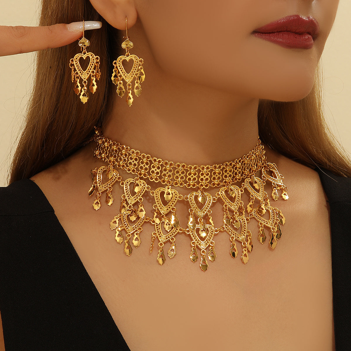 3pcs Fashionable Retro Luxury Heart-shaped Hollow Necklace Earrings Women's Set, Suitable For Party And Dance Gifts, Daily Wear - OwnzoKart